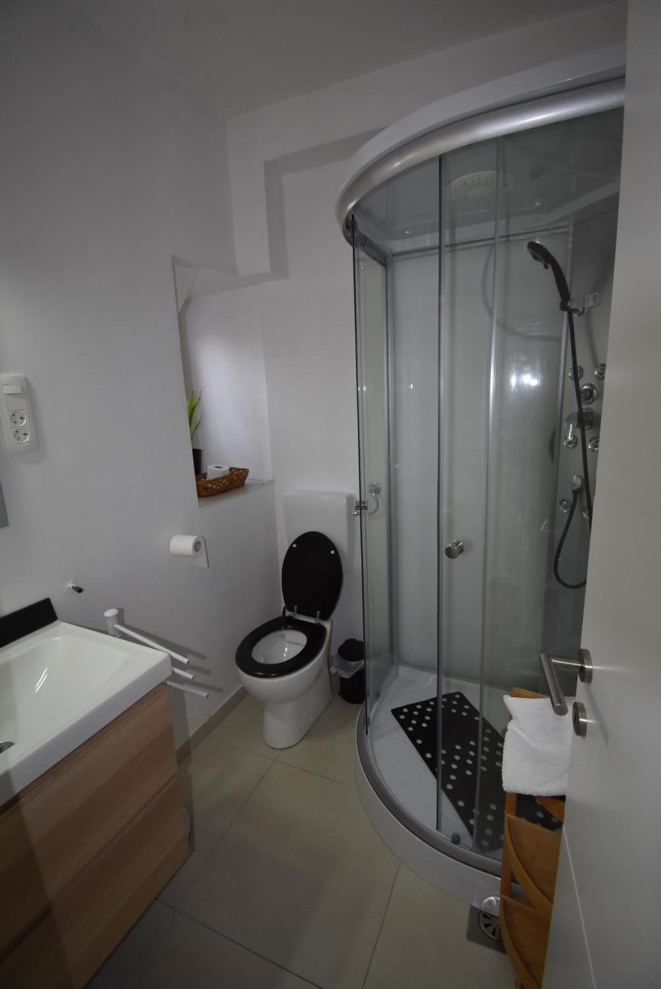 Apartma Free Alps, Massage & Wine Bovec