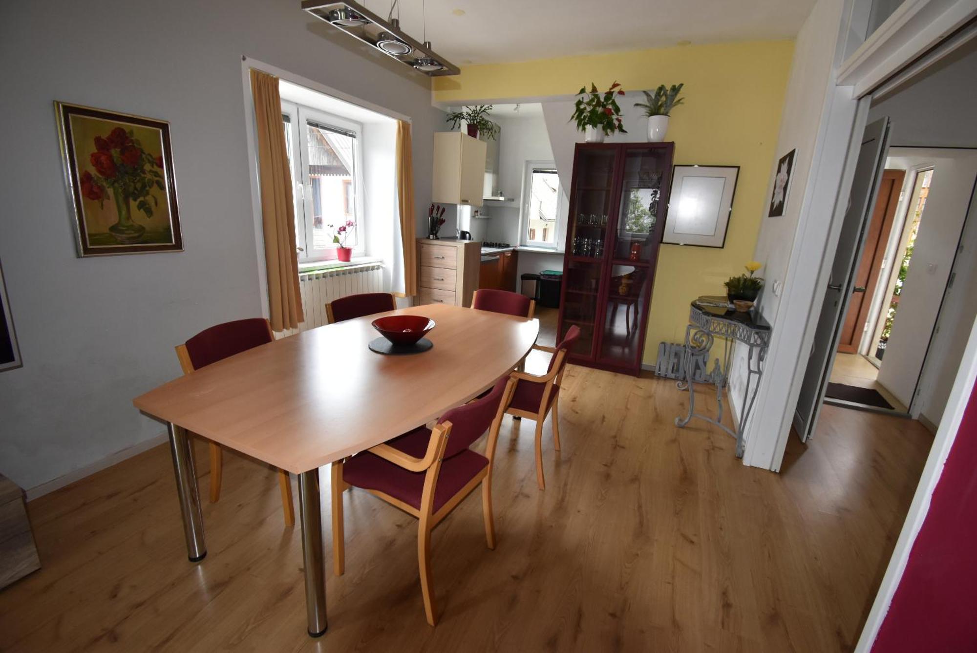Free Alps, Massage & Wine Apartment Bovec